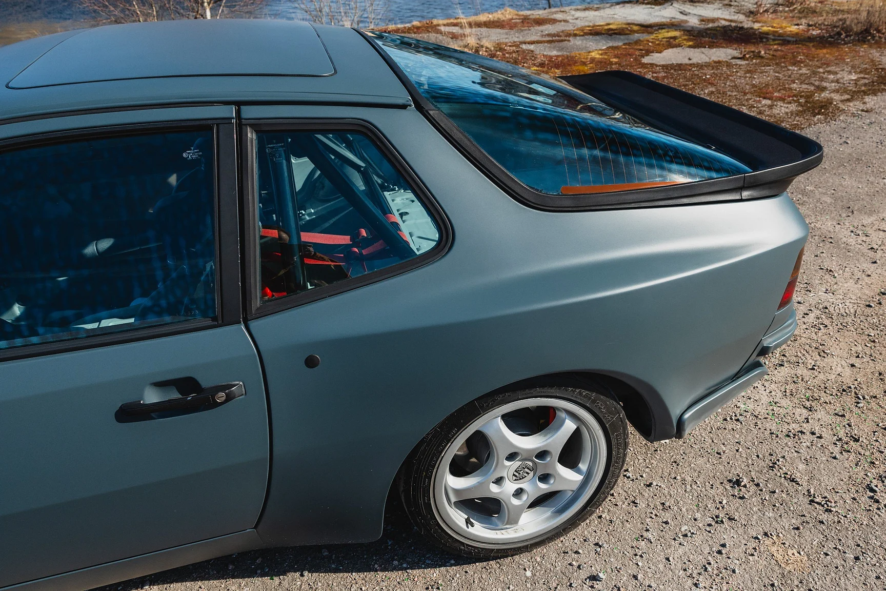 Aussenfoto 1982 Porsche 944 Trackday (24)