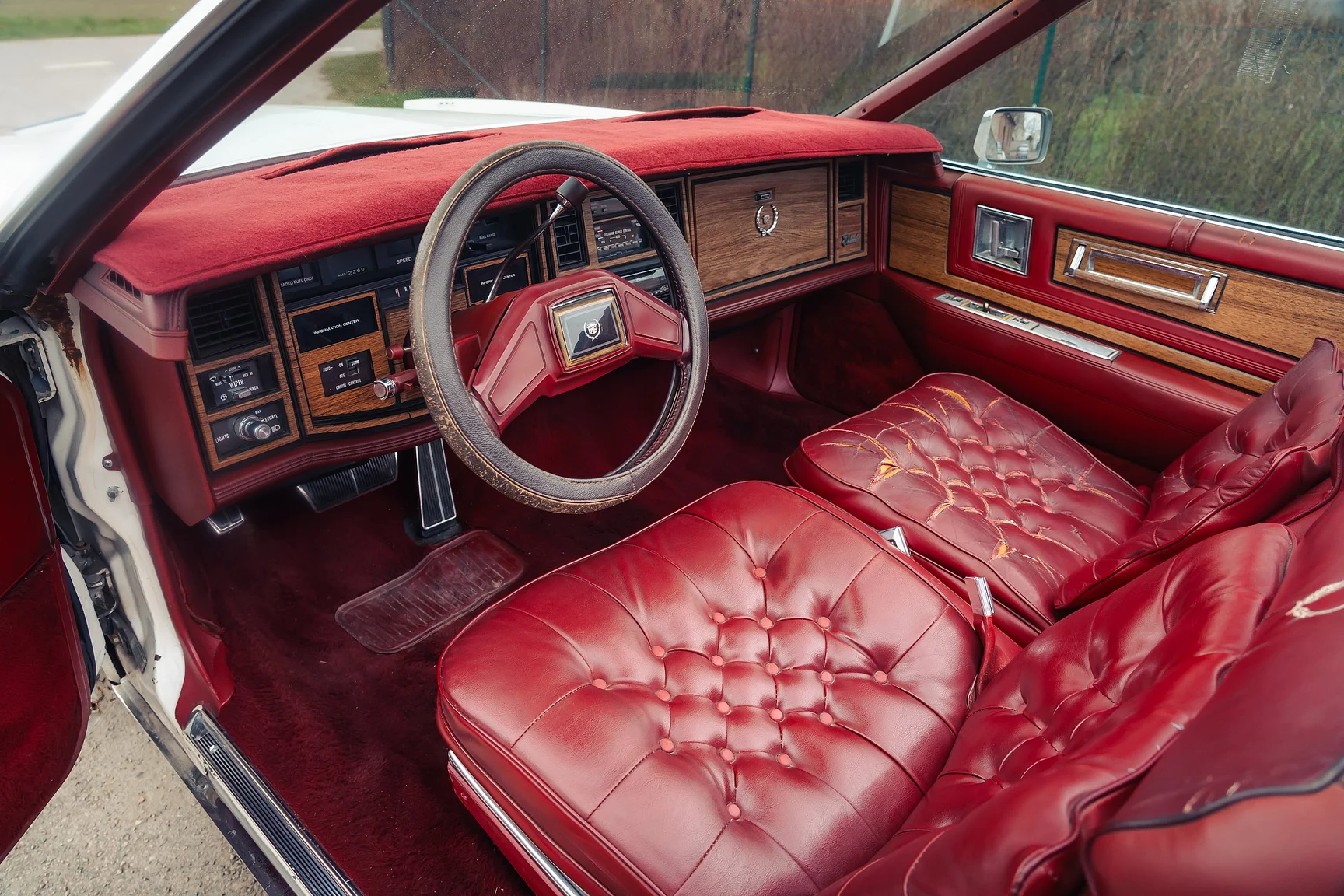 Interiörbild 1984 Cadillac Eldorado Biarritz Convertible (1)