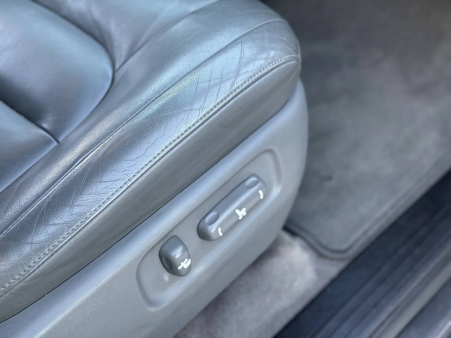 Innenraumfoto von 2008 Toyota Land Cruiser 200 Series 4.5 V8 (24)