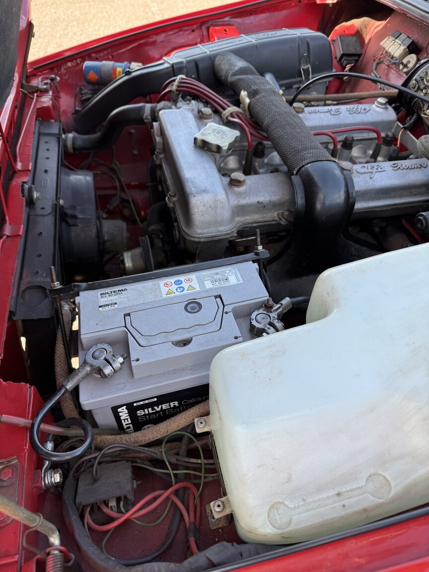 Image of 1986 Alfa Romeo Alfetta GTV 2.0 mechanics