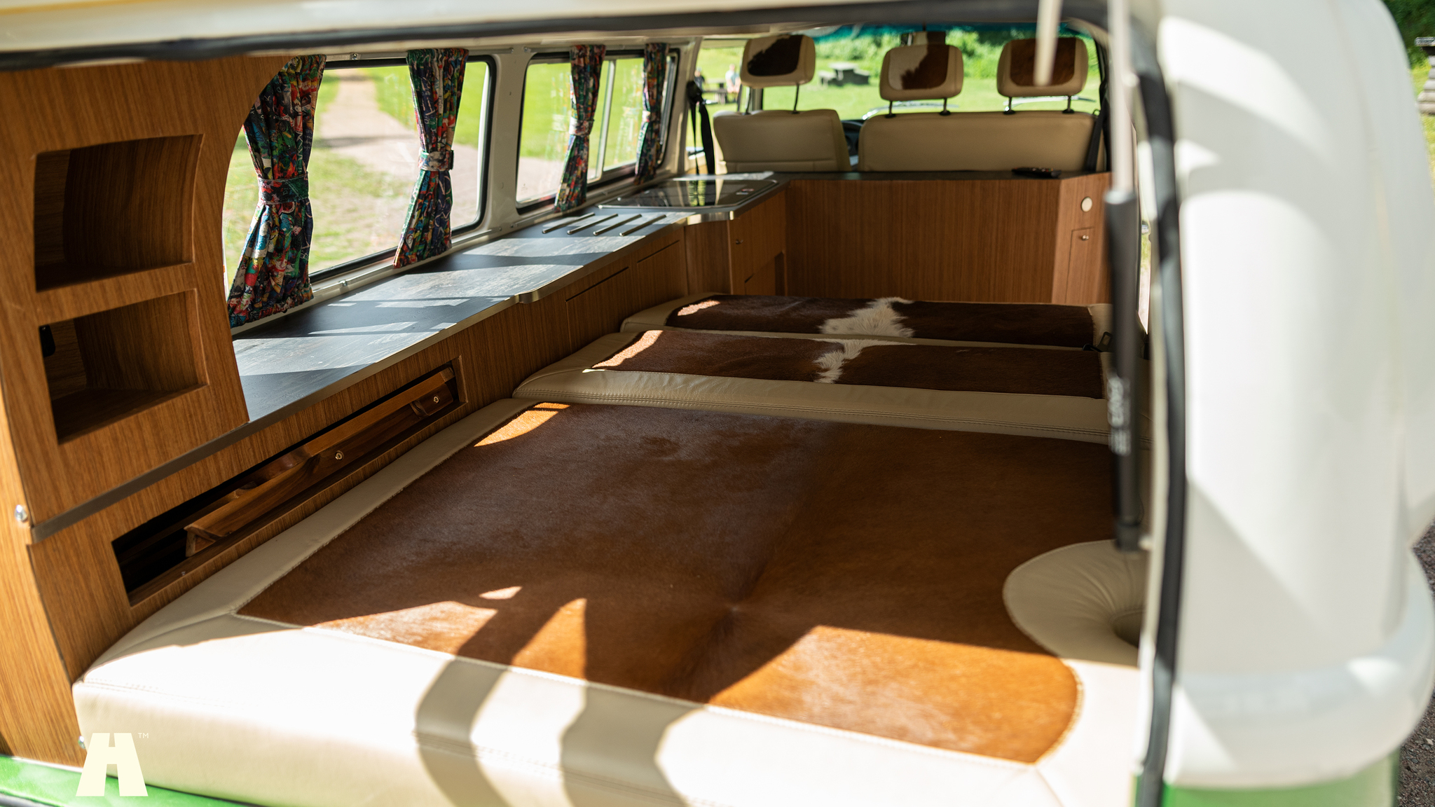 Innenraumfoto von 1998 Volkswagen T2 Camper