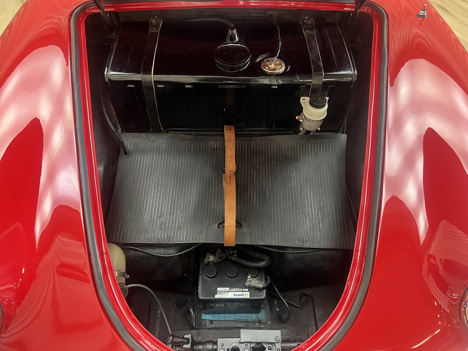 Interior image of 1960 Porsche 356