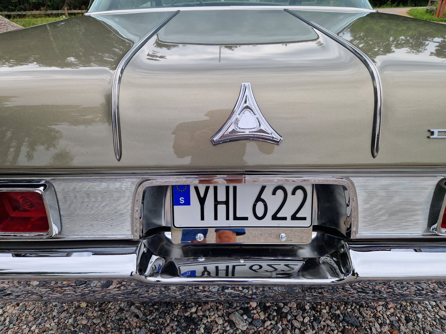 Exteriörbild på 1964 Dodge Polara 500