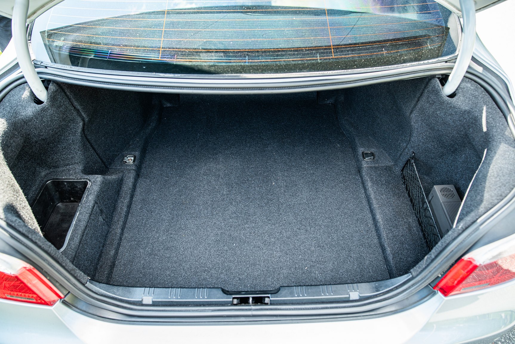 Interior image of 2006 BMW E60 M5
