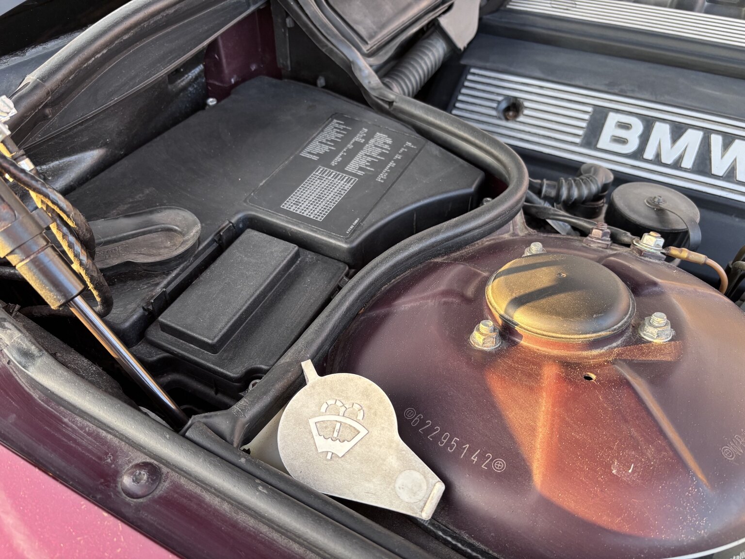 Image of 1996 BMW 728iA mechanics
