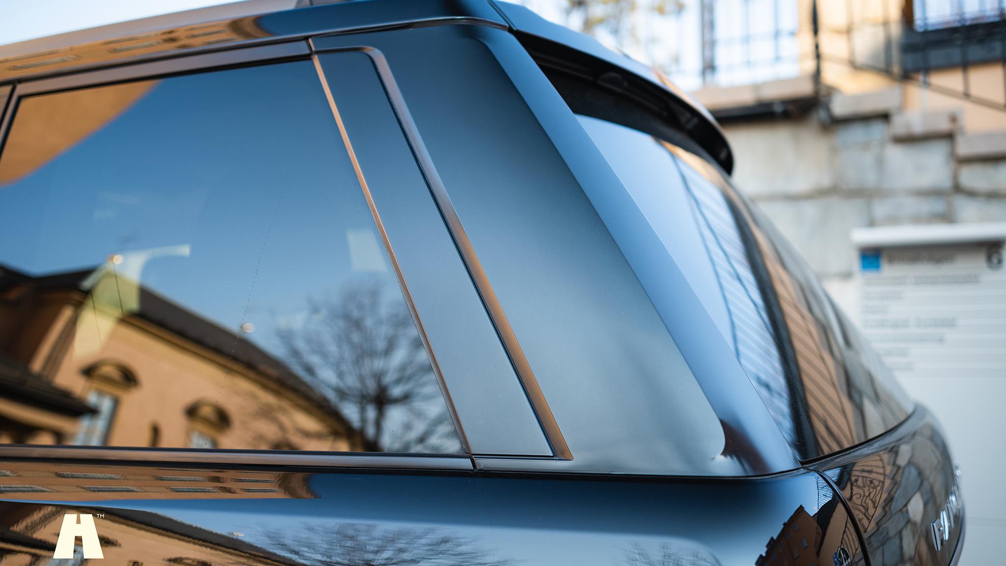 Exterior image of 2012 Land Rover Range Rover Westminster TDV8 (L322)