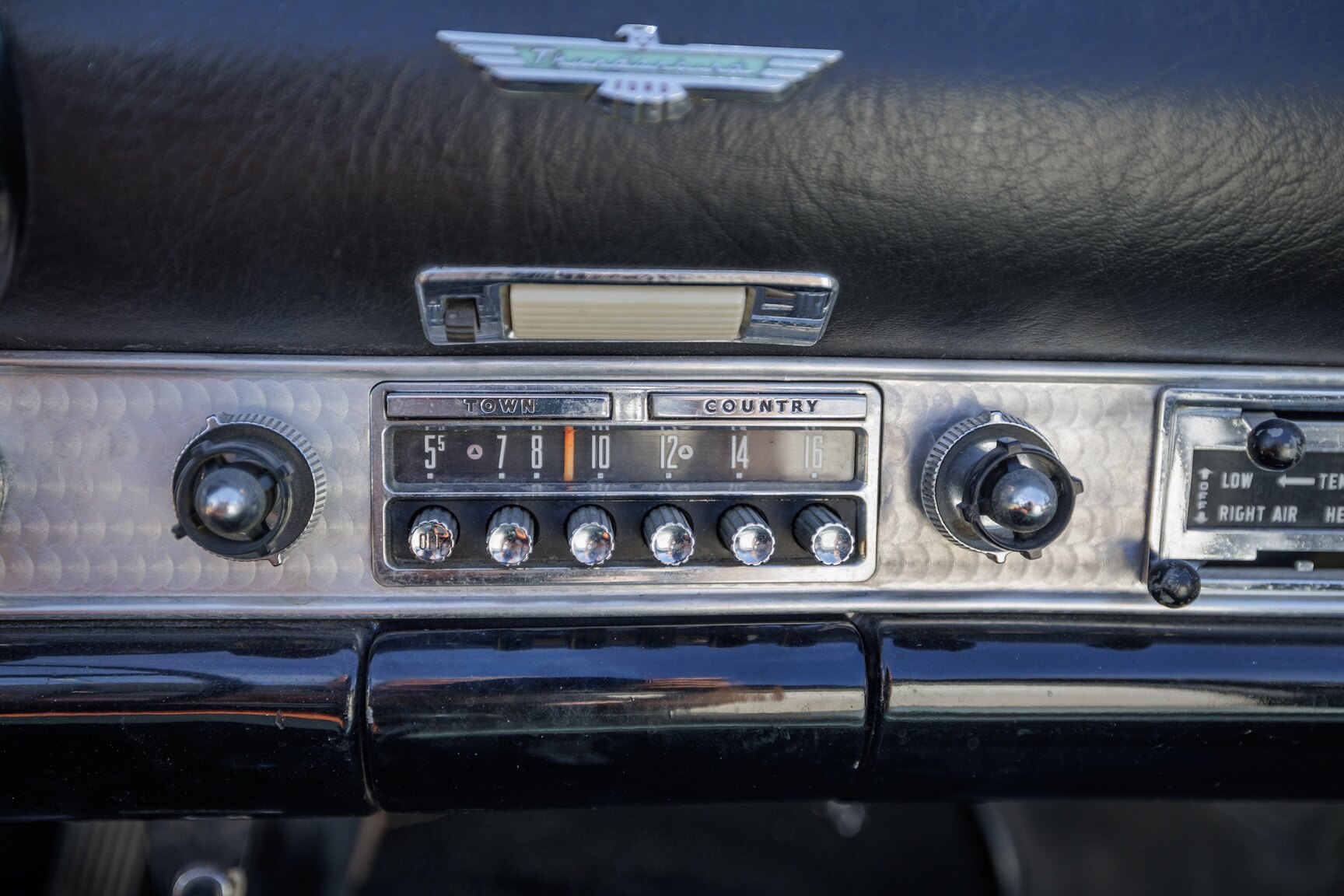 Innenraumfoto von 1956 Ford Thunderbird