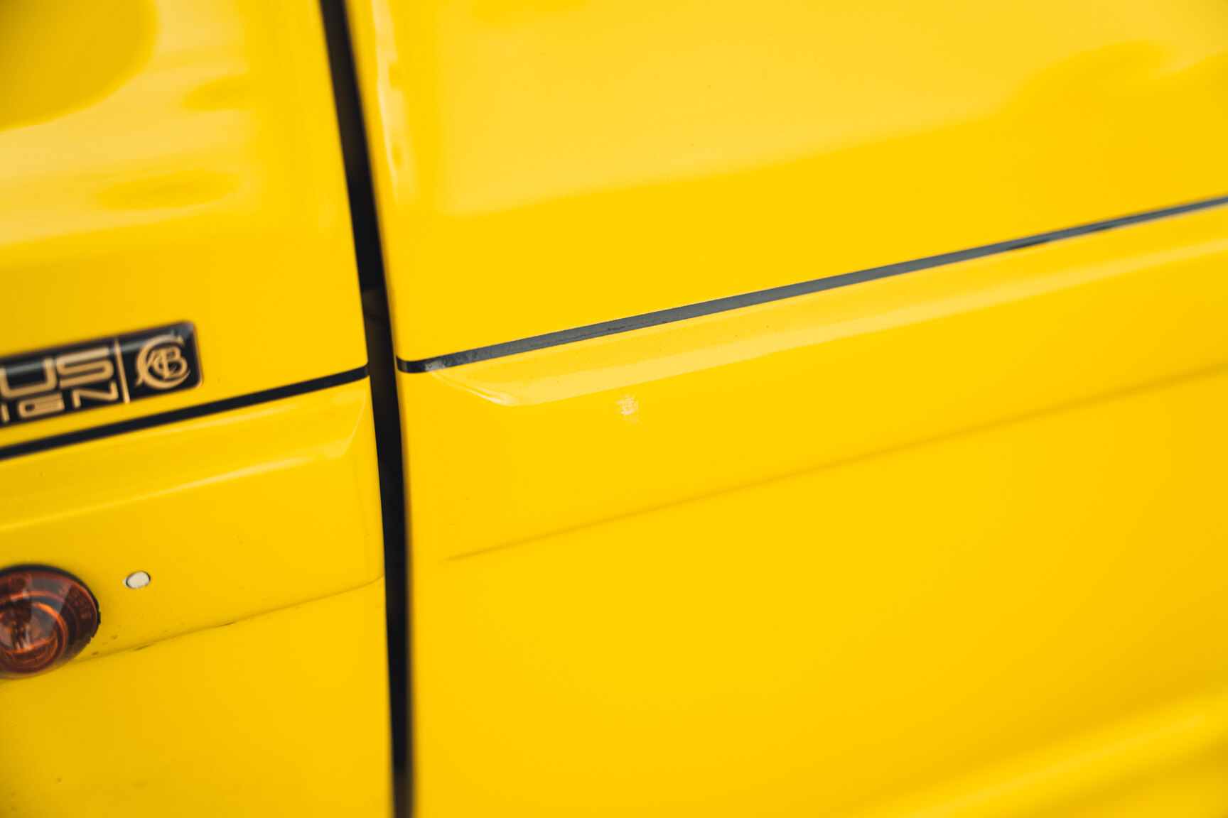 Exterior image of 1989 Lotus Esprit Turbo SE