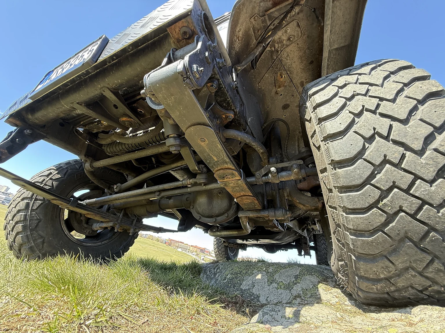 Image of 1990 Jeep Wrangler Islander (19) mechanics