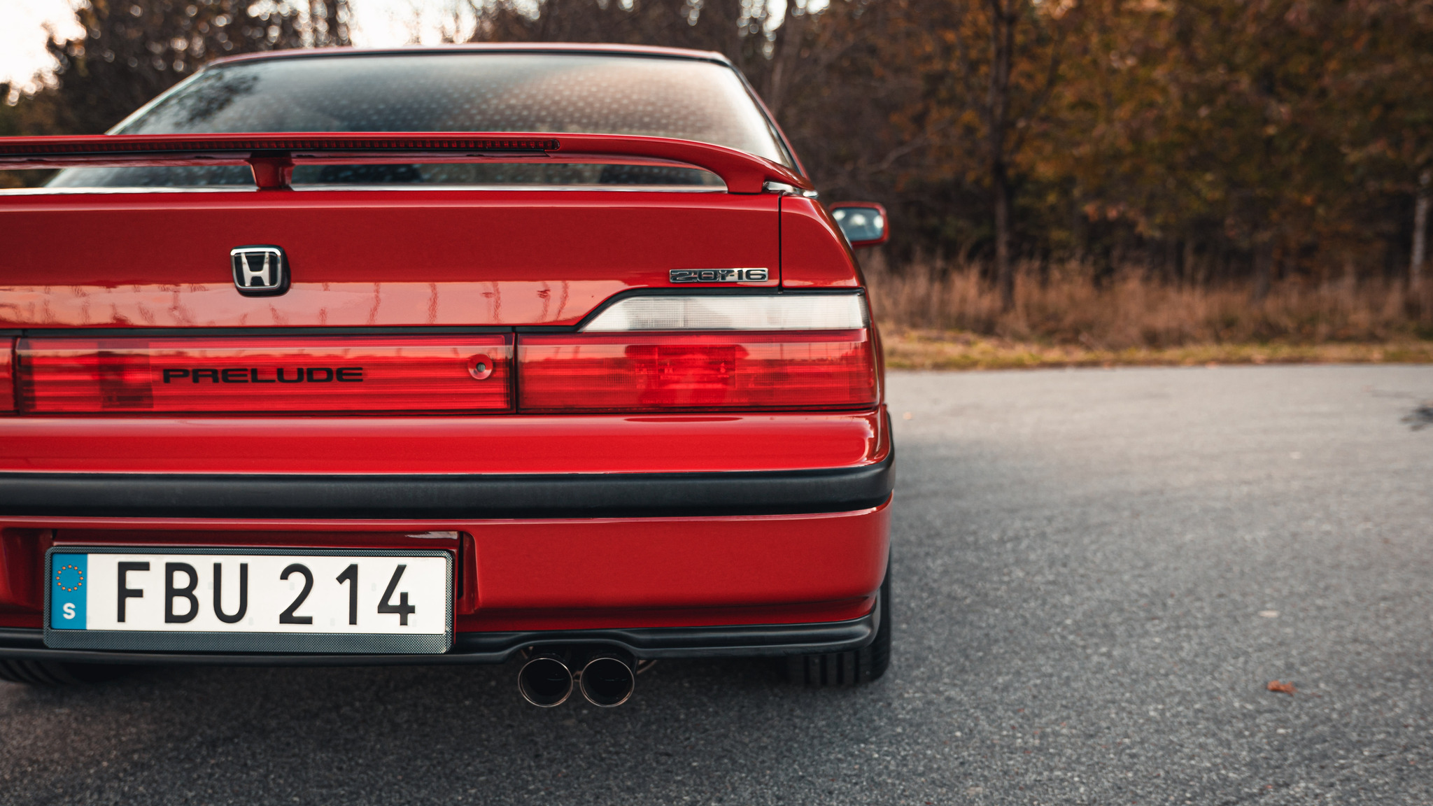 Exterior image of 1990 Honda Prelude (35)