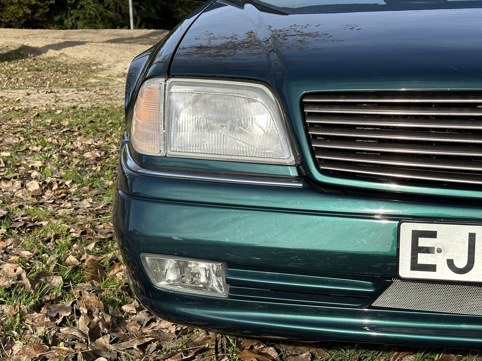 Exteriörbild på 1995 Mercedes-Benz SL 500 (39)