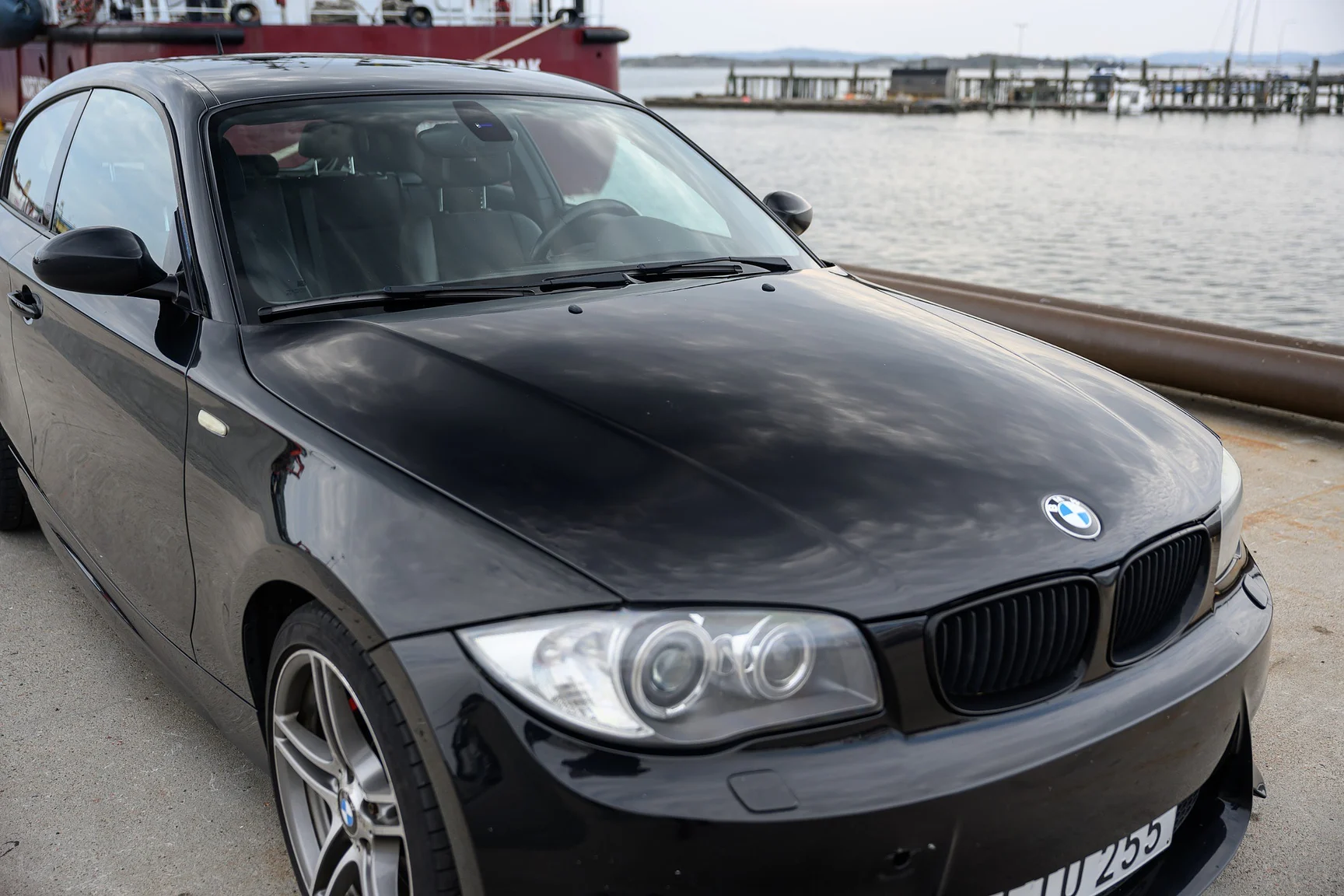 Aussenfoto 2007 2007 BMW 130i M Sport (13)