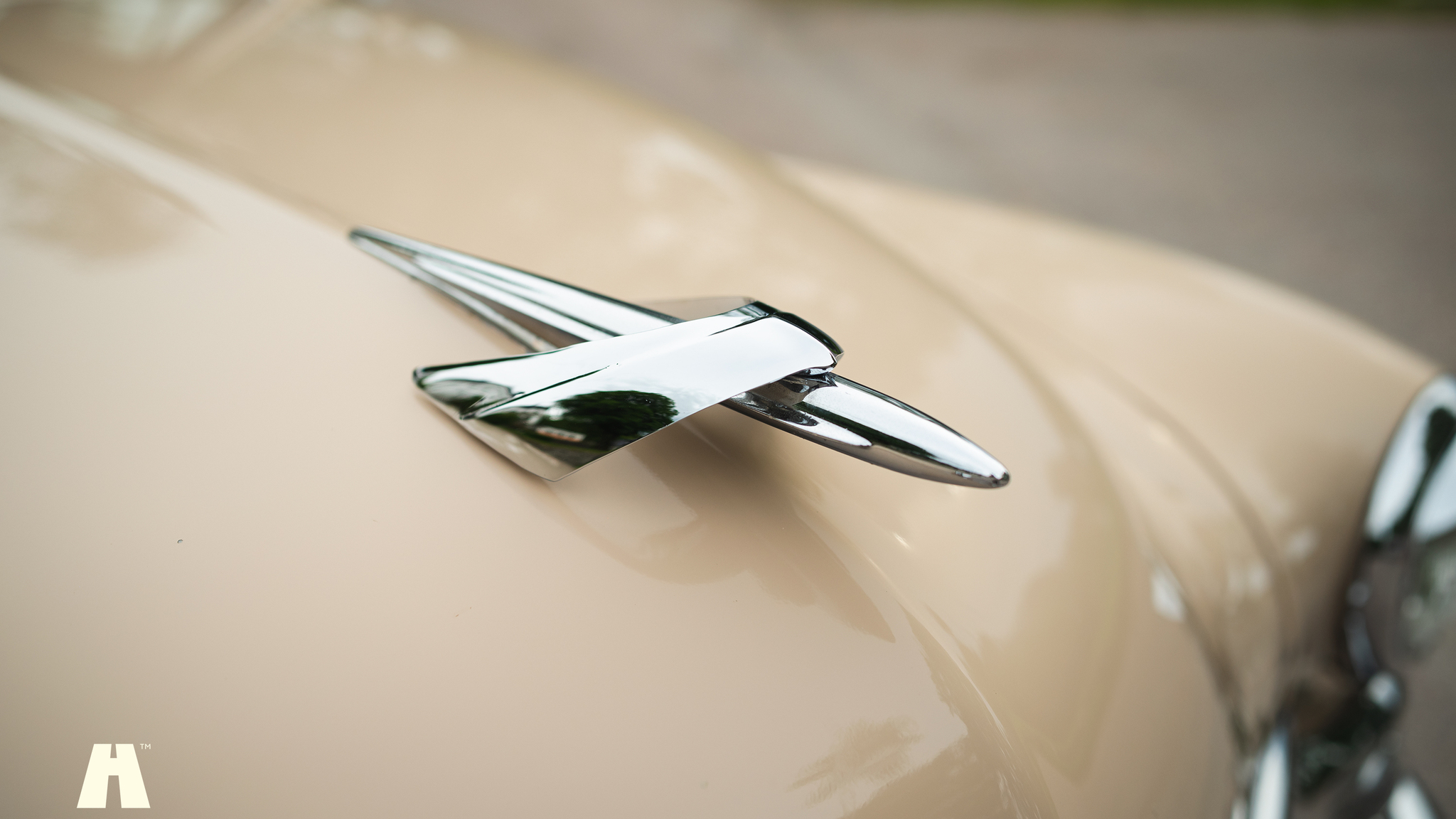 Exterior image of 1950 Mercury Eight Sport Sedan