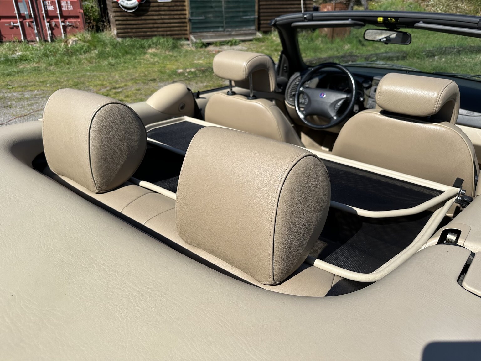 Innenraumfoto von 2003 SAAB 9-3 Aero Turbo Cabriolet