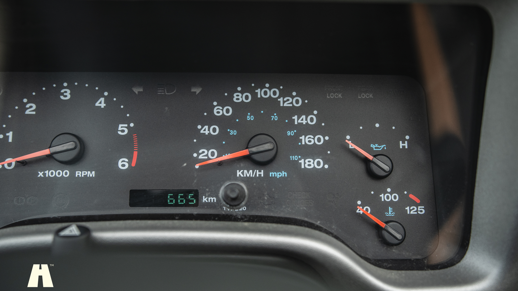 Innenraumfoto von 2006 Jeep Wrangler 4.0L Sahara 