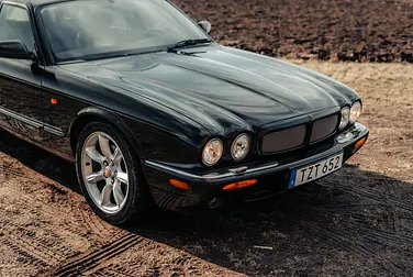 #<Image:0x00007f1cb52ddc18>