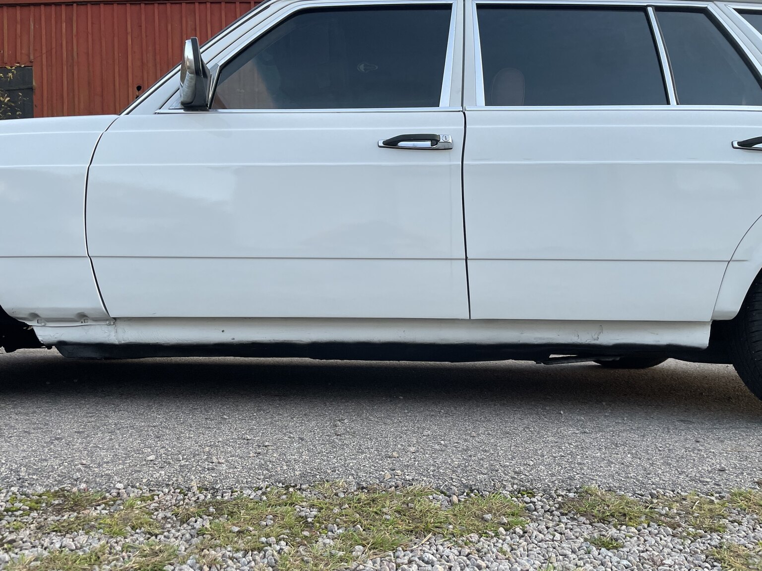 Exteriörbild på 1983 Mercedes-Benz 300 TDT