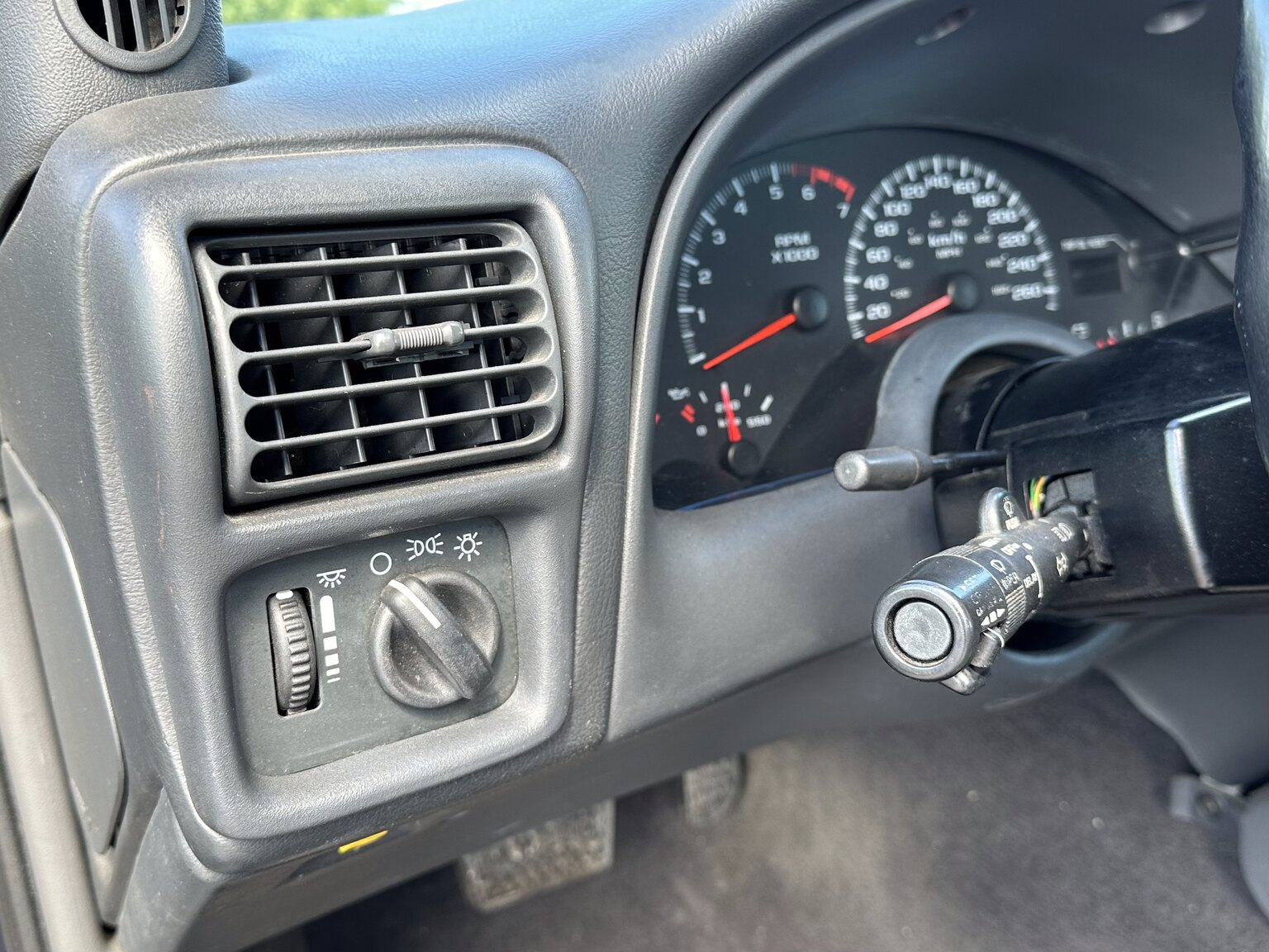 Innenraumfoto von 1999 Chevrolet Camaro Z28