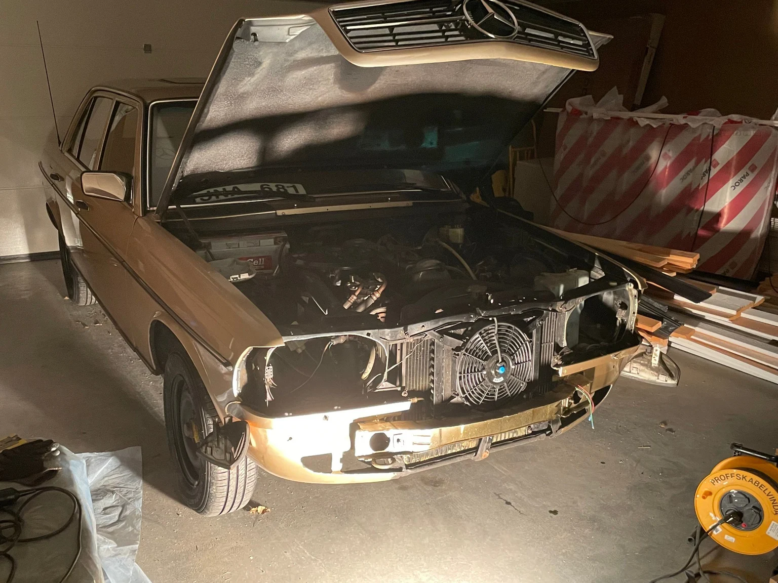 1976 Mercedes-Benz 300 D (6), Övrigt