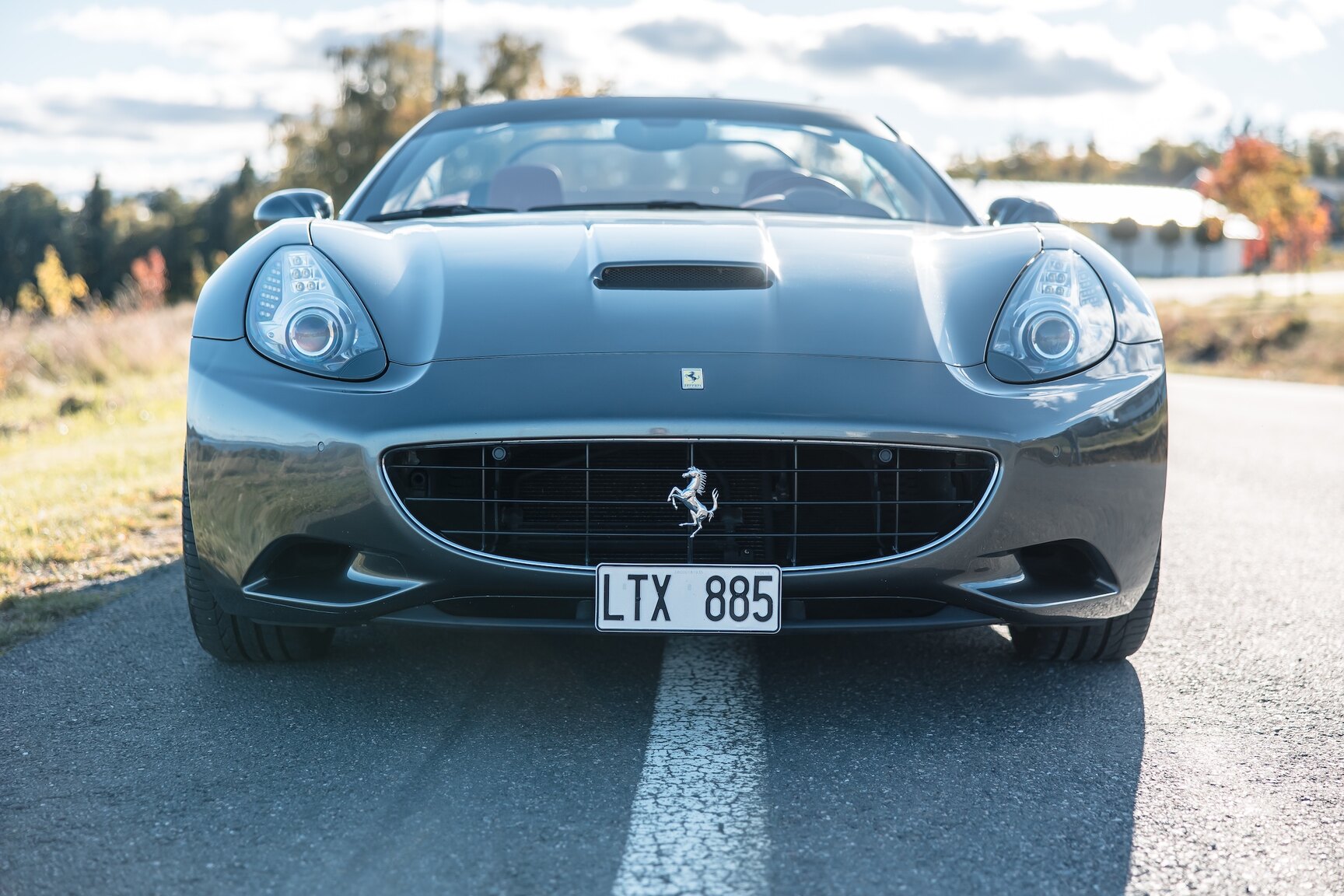 Exterior image of 2011 Ferrari California 