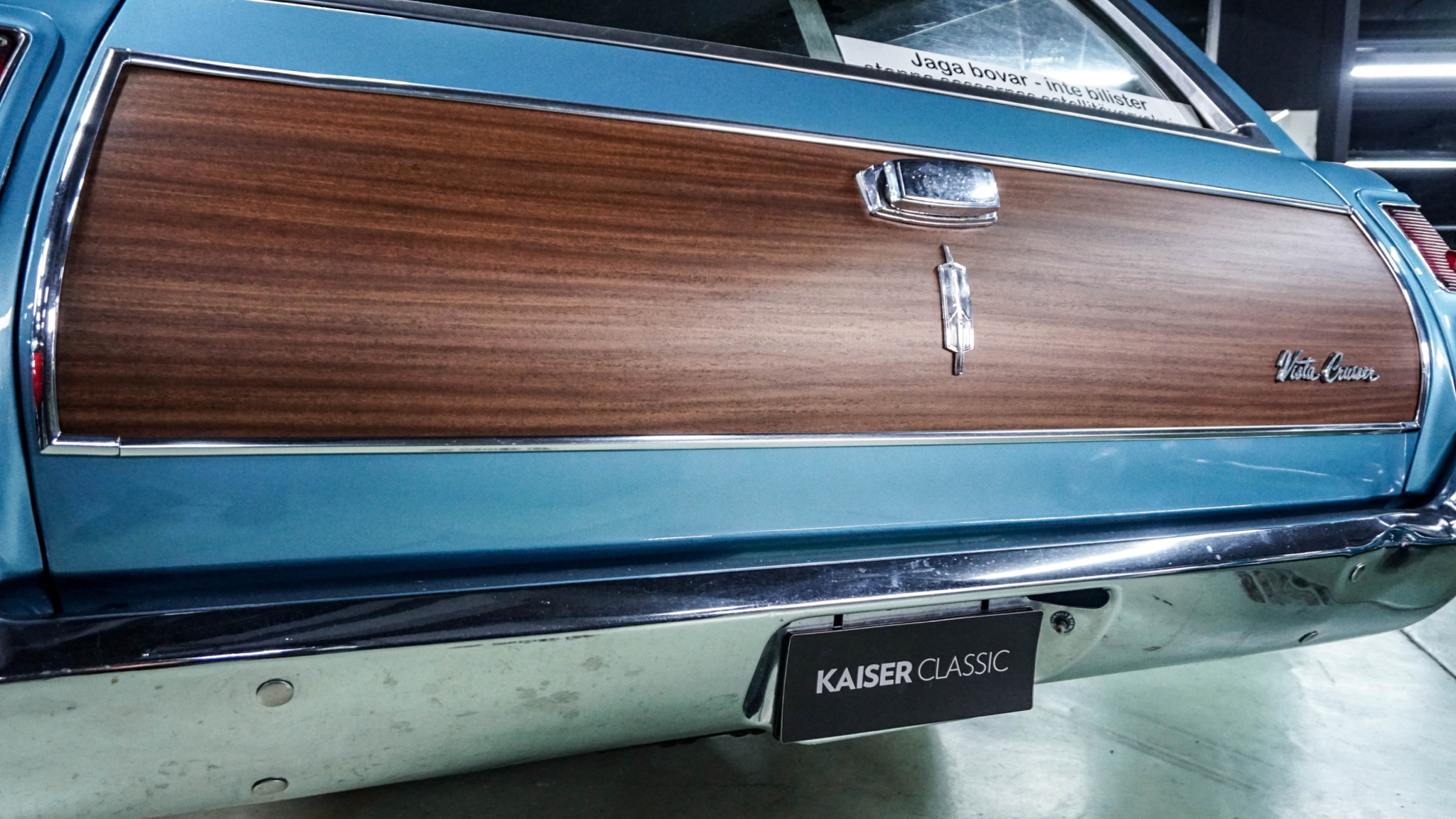 Exterior image of 1968 Oldsmobile Vista Cruiser