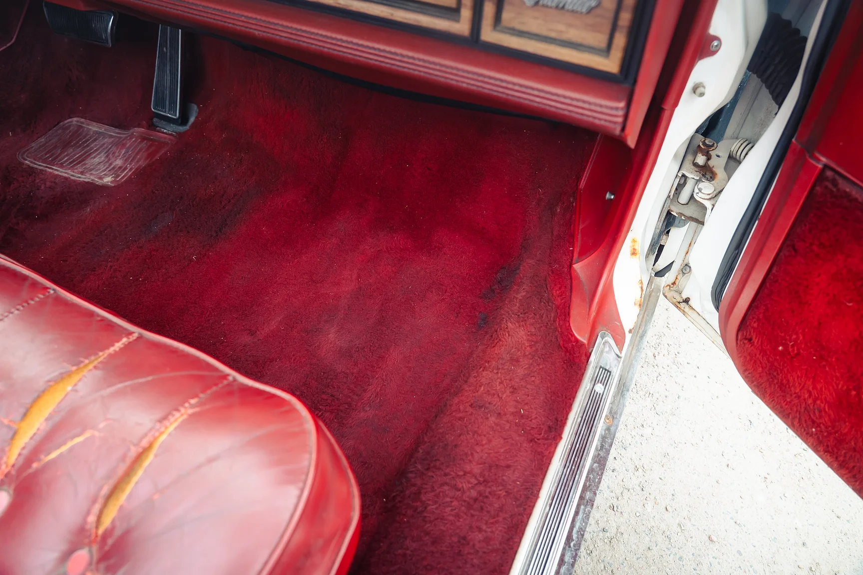 Innenraumfoto von 1984 Cadillac Eldorado Biarritz Convertible (47)