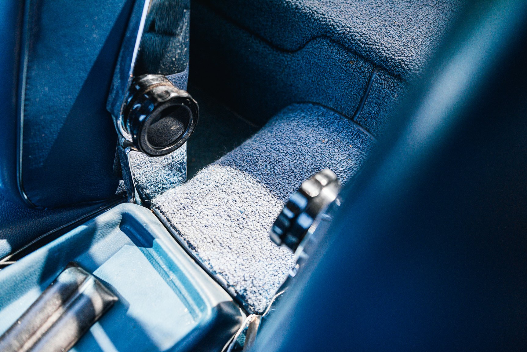 Innenraumfoto von 1972 Mercedes-Benz 350 SL
