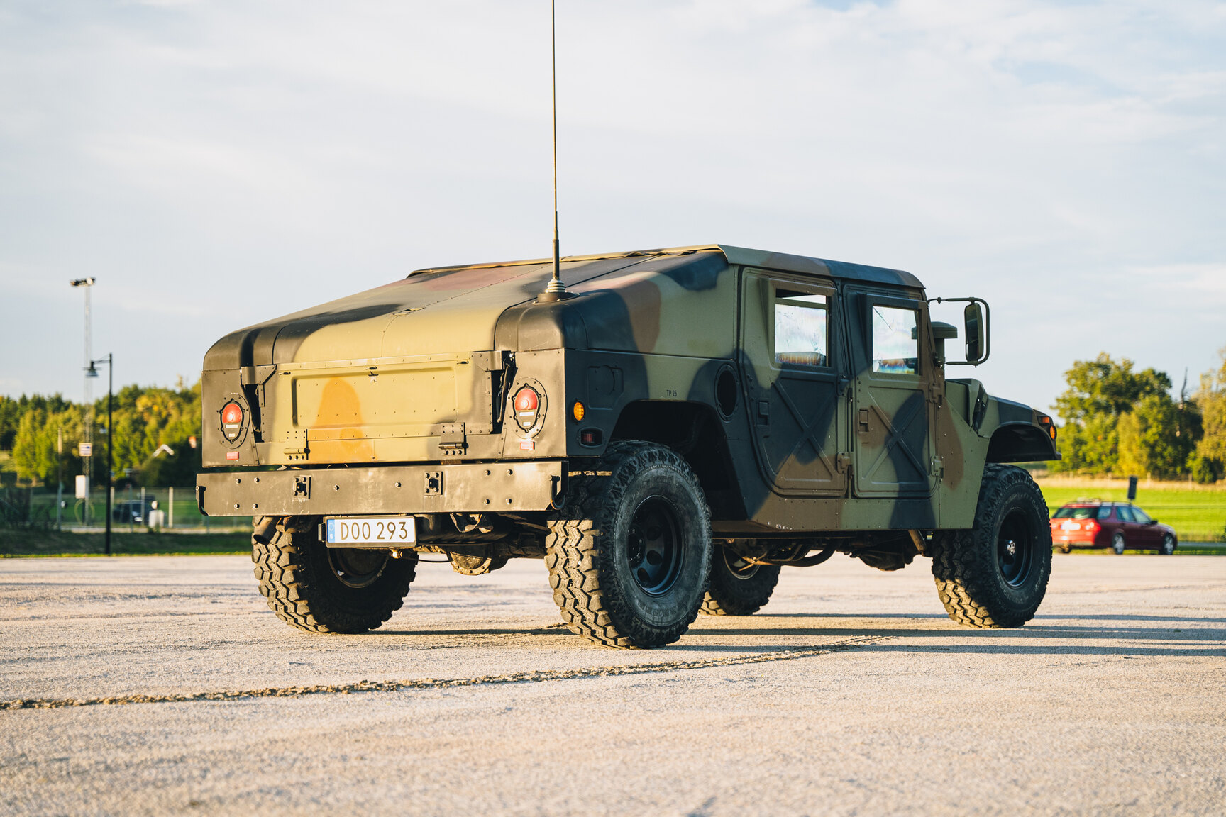 Exterior image of 1987 Chevrolet/Humvee H1 Slantback