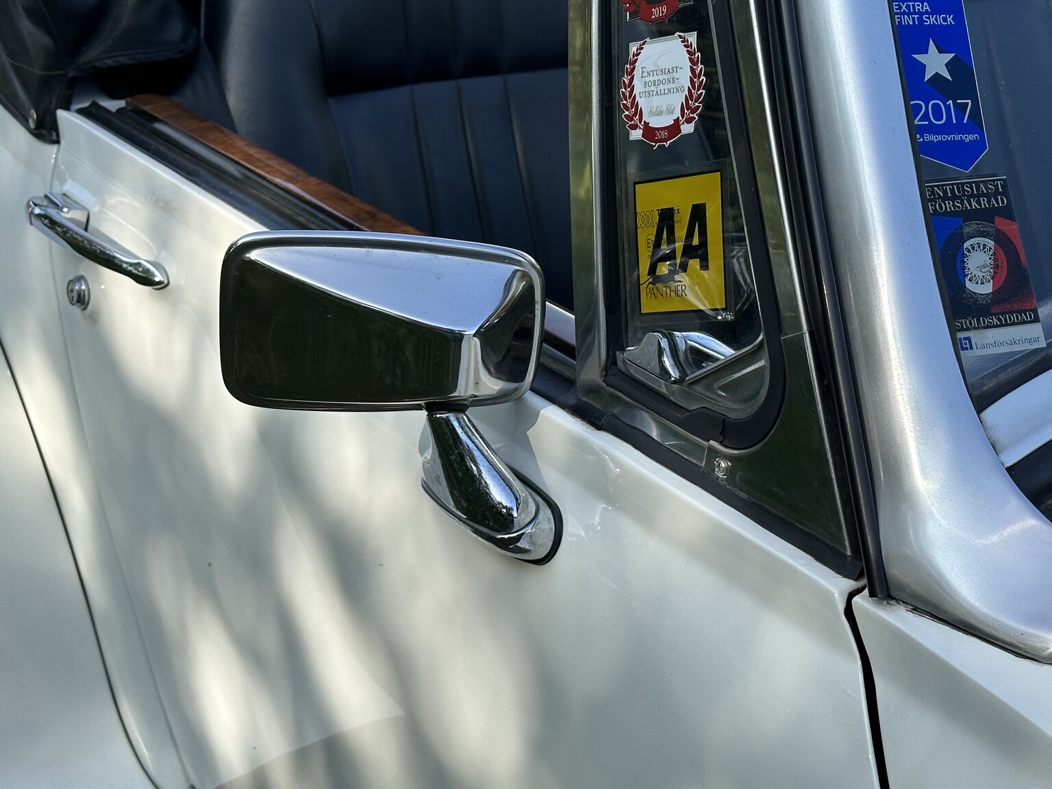 Exterior image of 1988 Panther Kallista