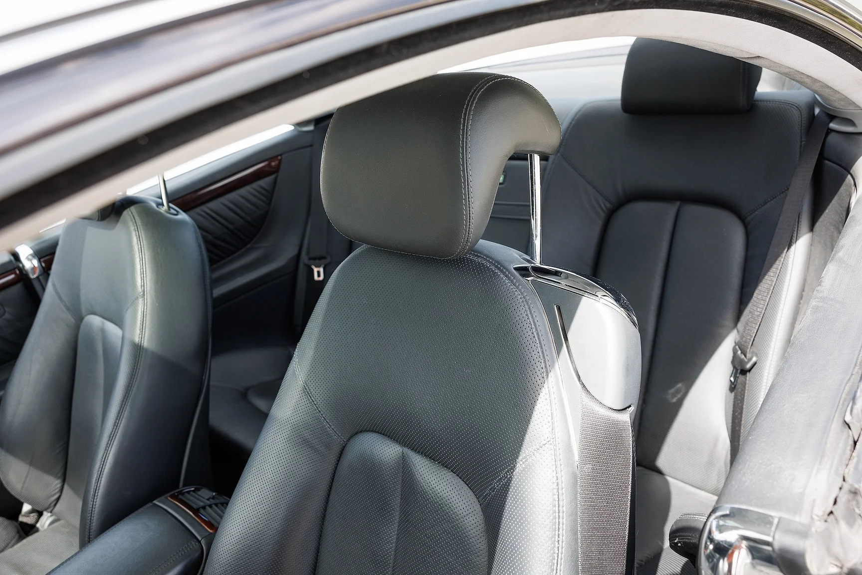 Interiörbild 2000 Mercedes-Benz CL 600 (20)