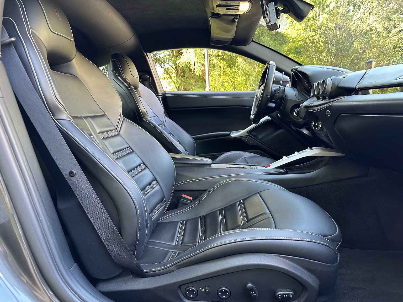 Interior image of 2013 Ferrari F12 Berlinetta