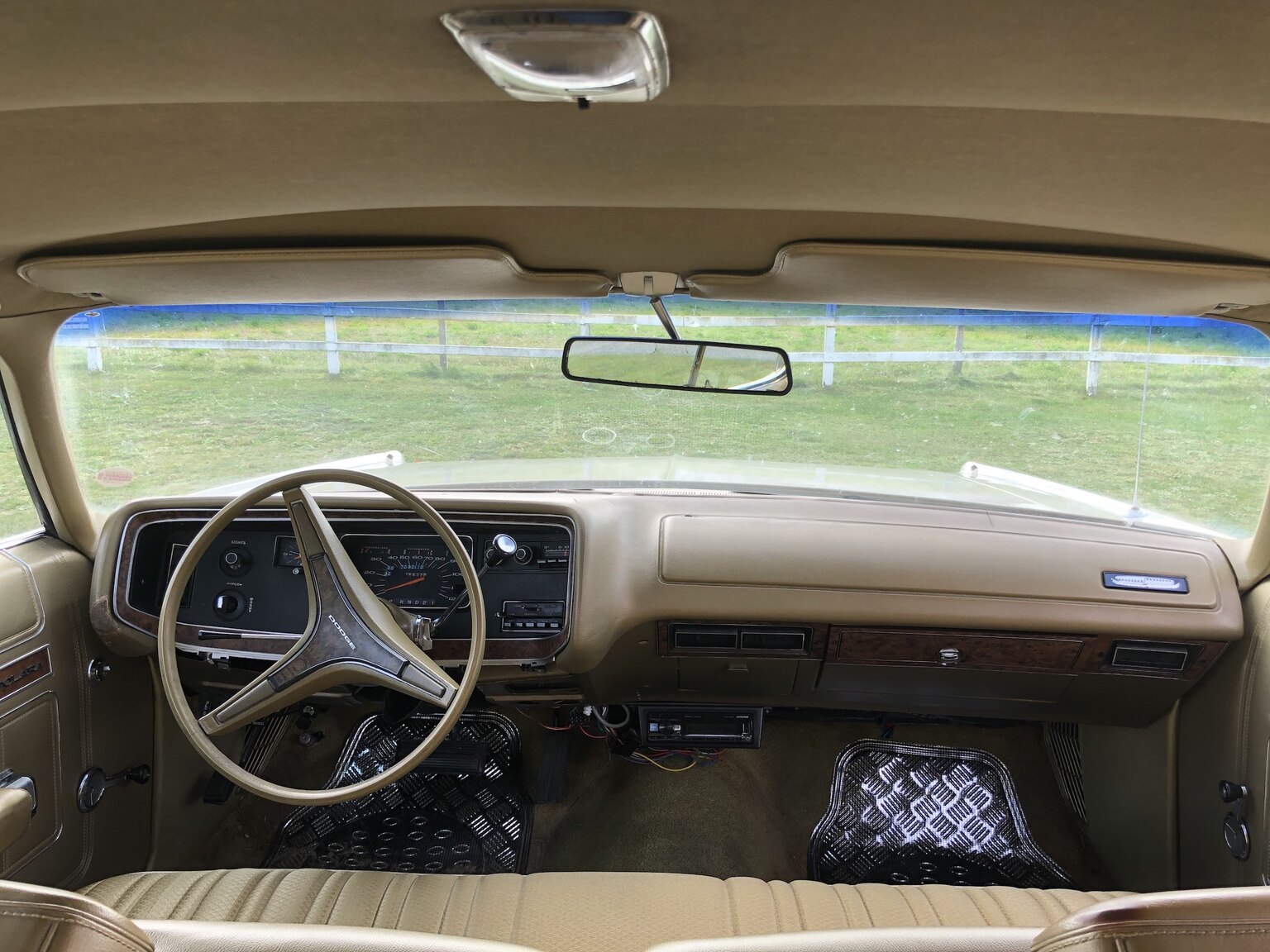 Interior image of 1972 Dodge Polara Custom