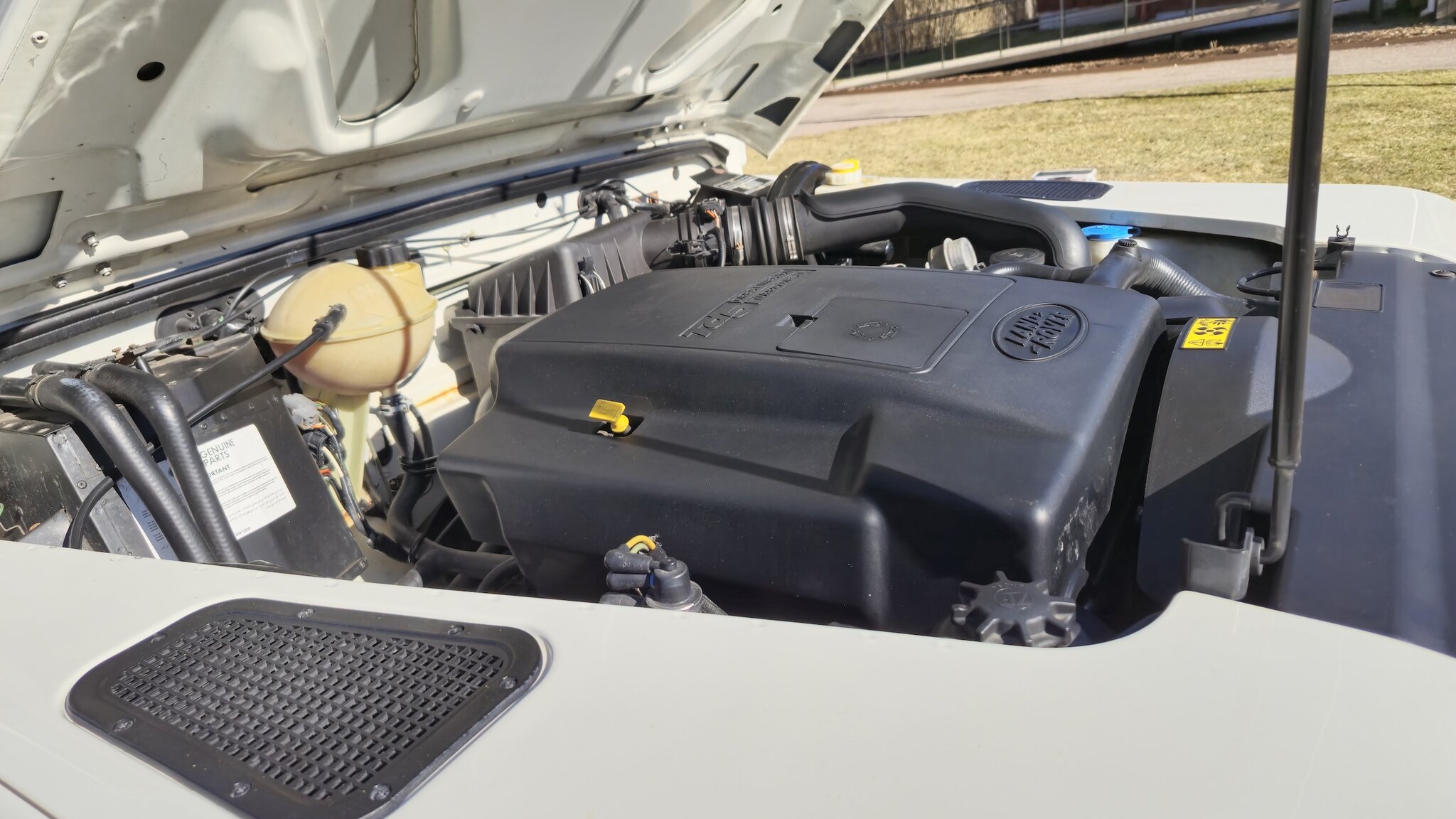 Image of 1999 Land Rover Defender Single Cab Pickup mechanics