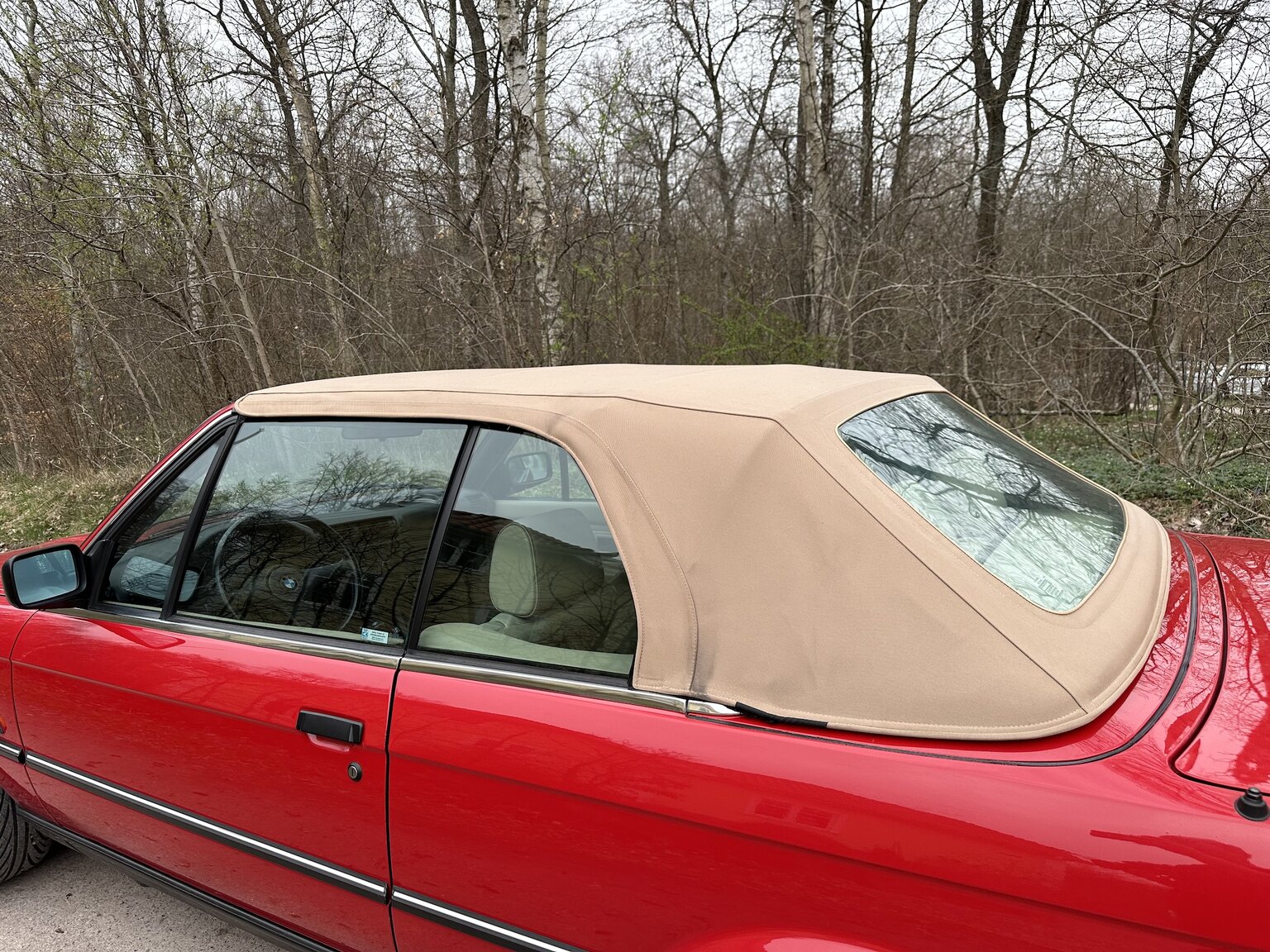 Exterior image of 1987 BMW 325i Convertible (1)