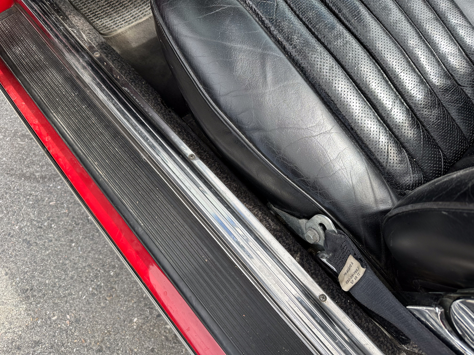 Interiörbild 1975 Mercedes-Benz 280 SL (17)