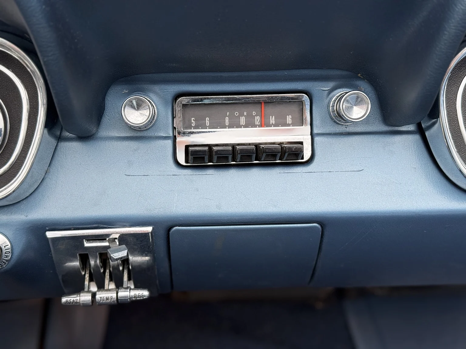 Interiörbild 1966 Ford Mustang Convertible 289 V8 (14)