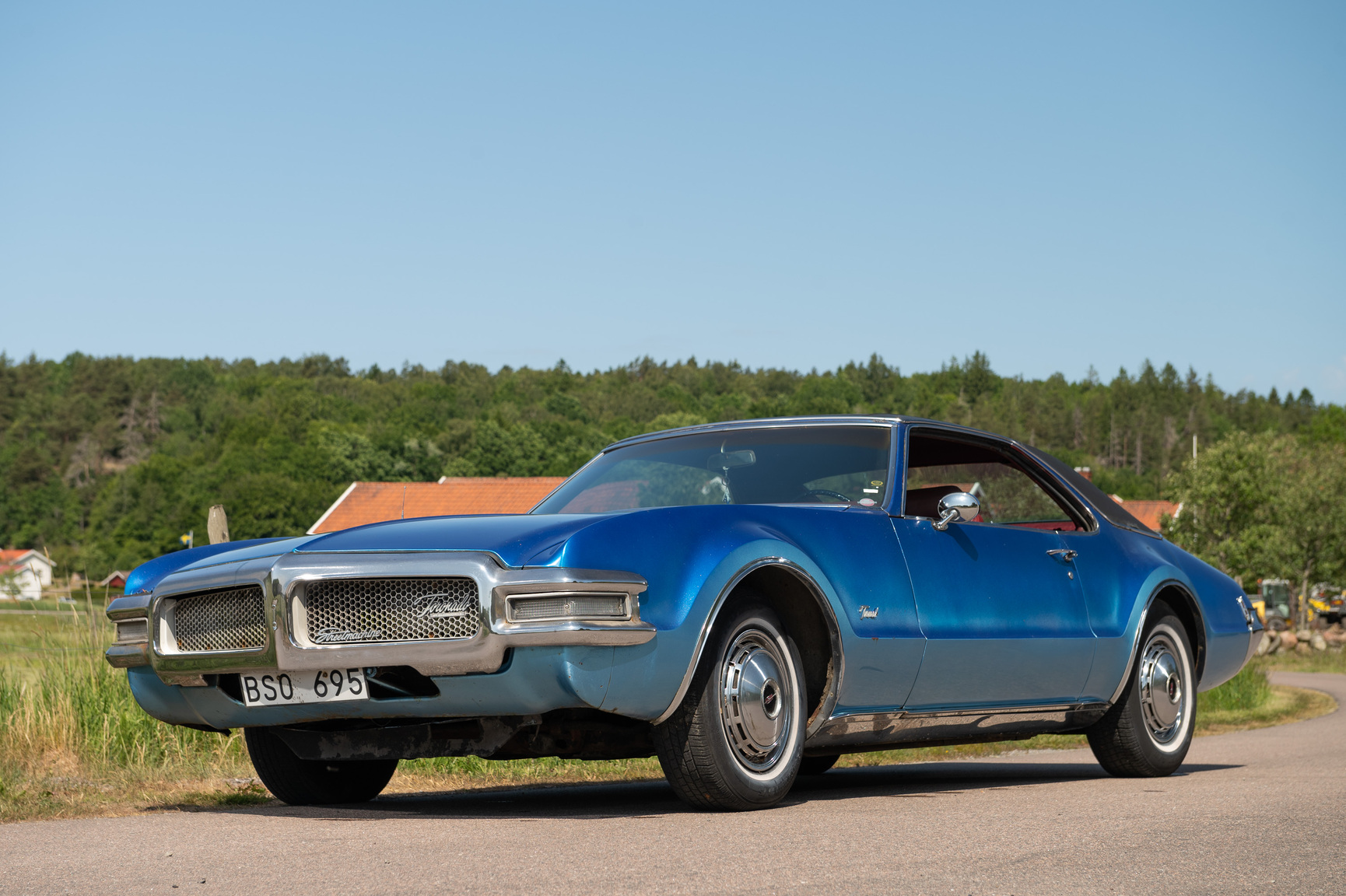 Exterior image of 1968 Oldsmobile Toronado (9)