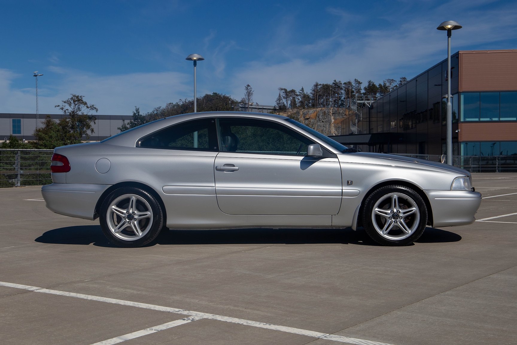 Exterior image of 1999 Volvo C70 2.5 T Manuell