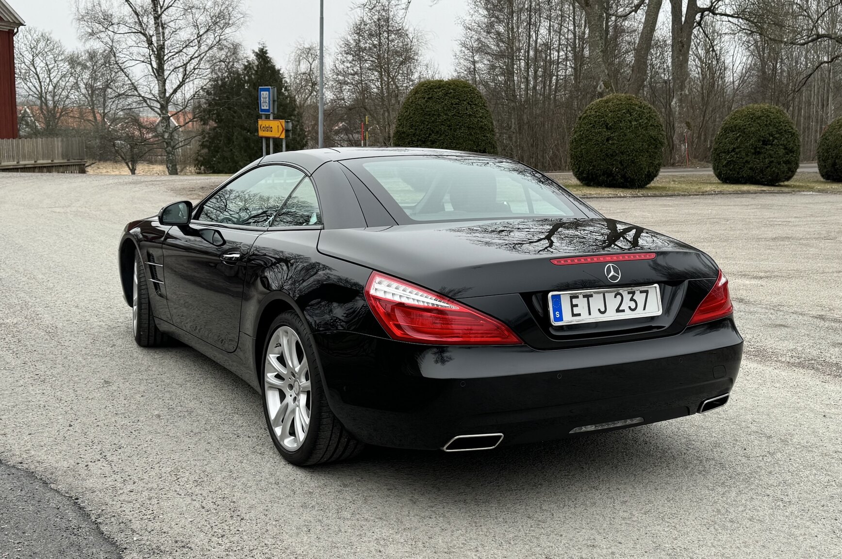 Exteriörbild på 2013 MERCEDES-BENZ SL 500