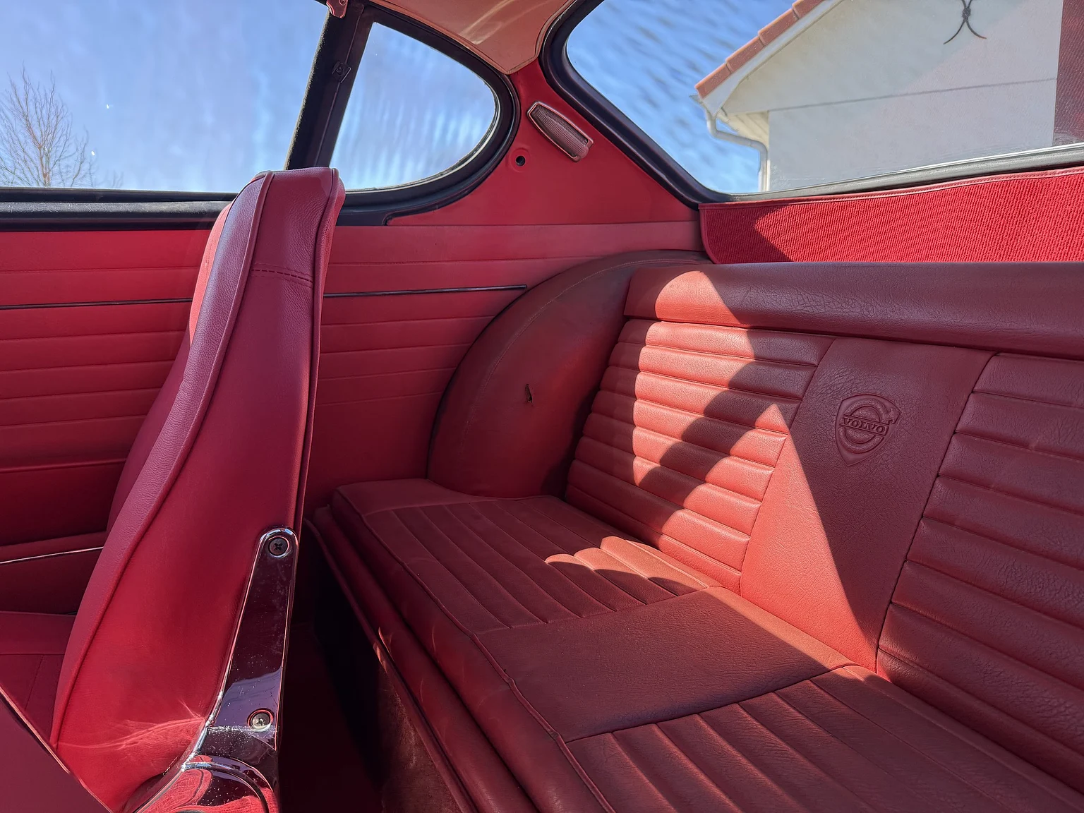 Innenraumfoto von 1966 Volvo P 1800S (12)