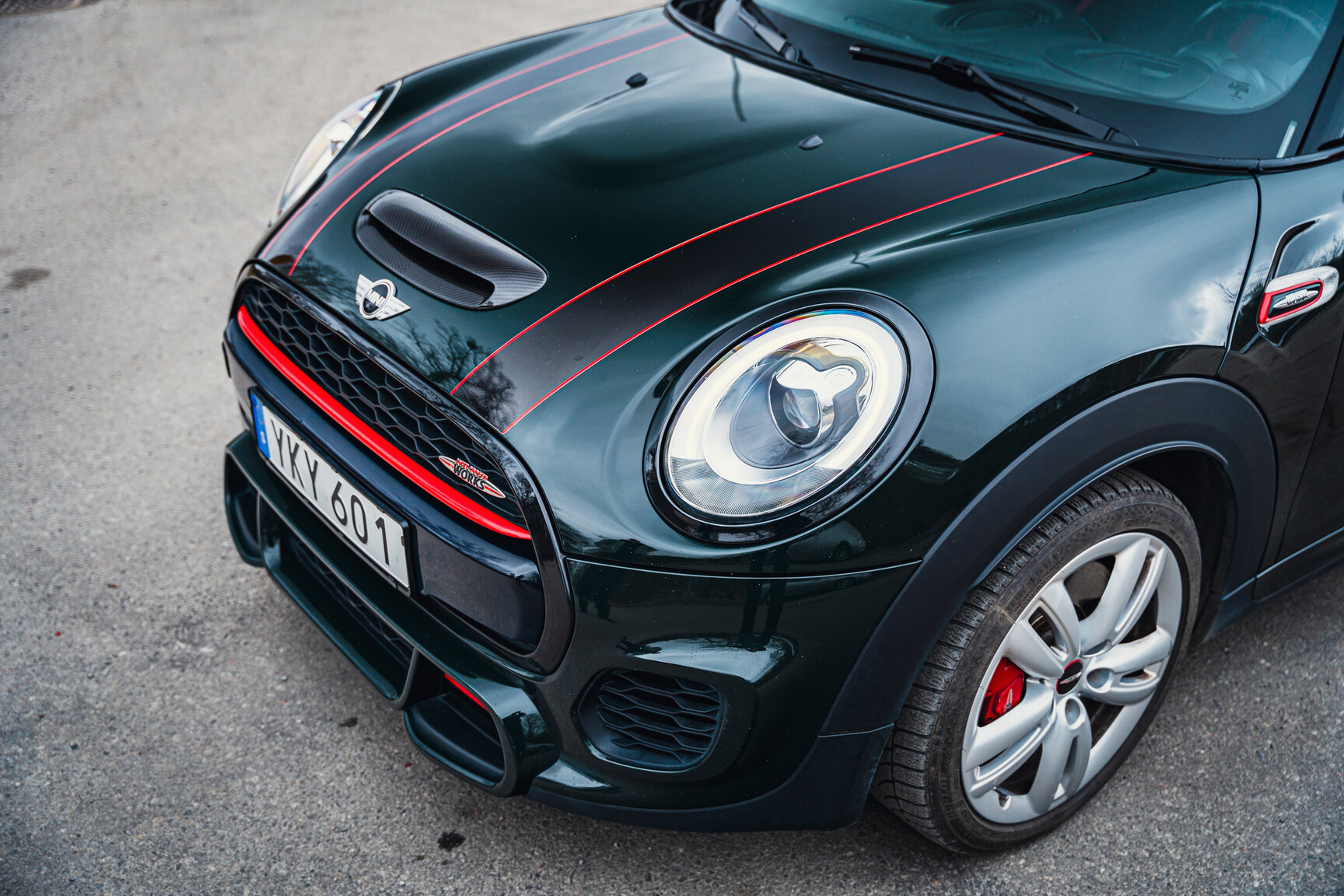 Exterior image of 2017 Mini Cooper JCW (9)