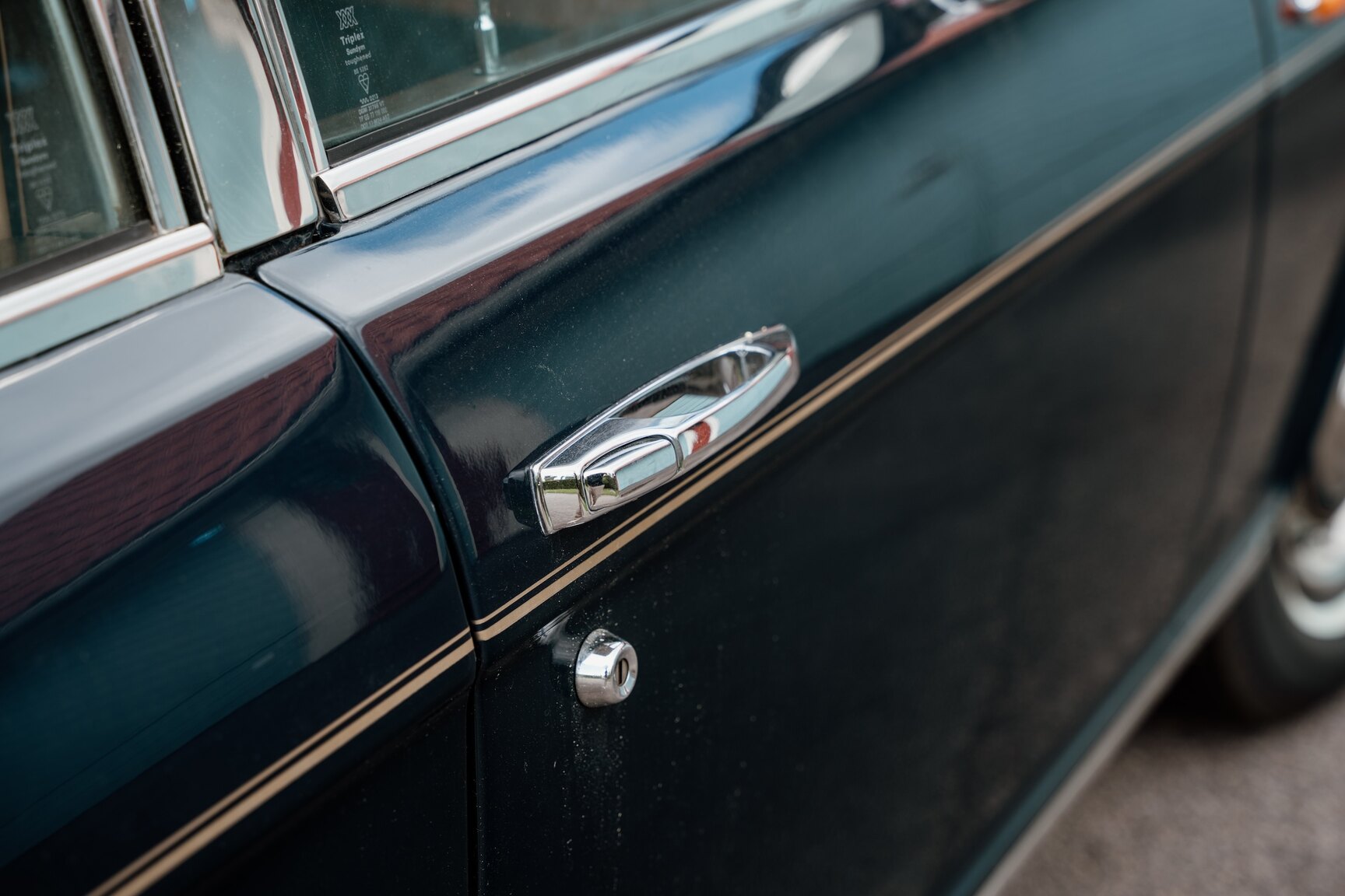 Exteriörbild på 1982 Rolls Royce Silver Spirit