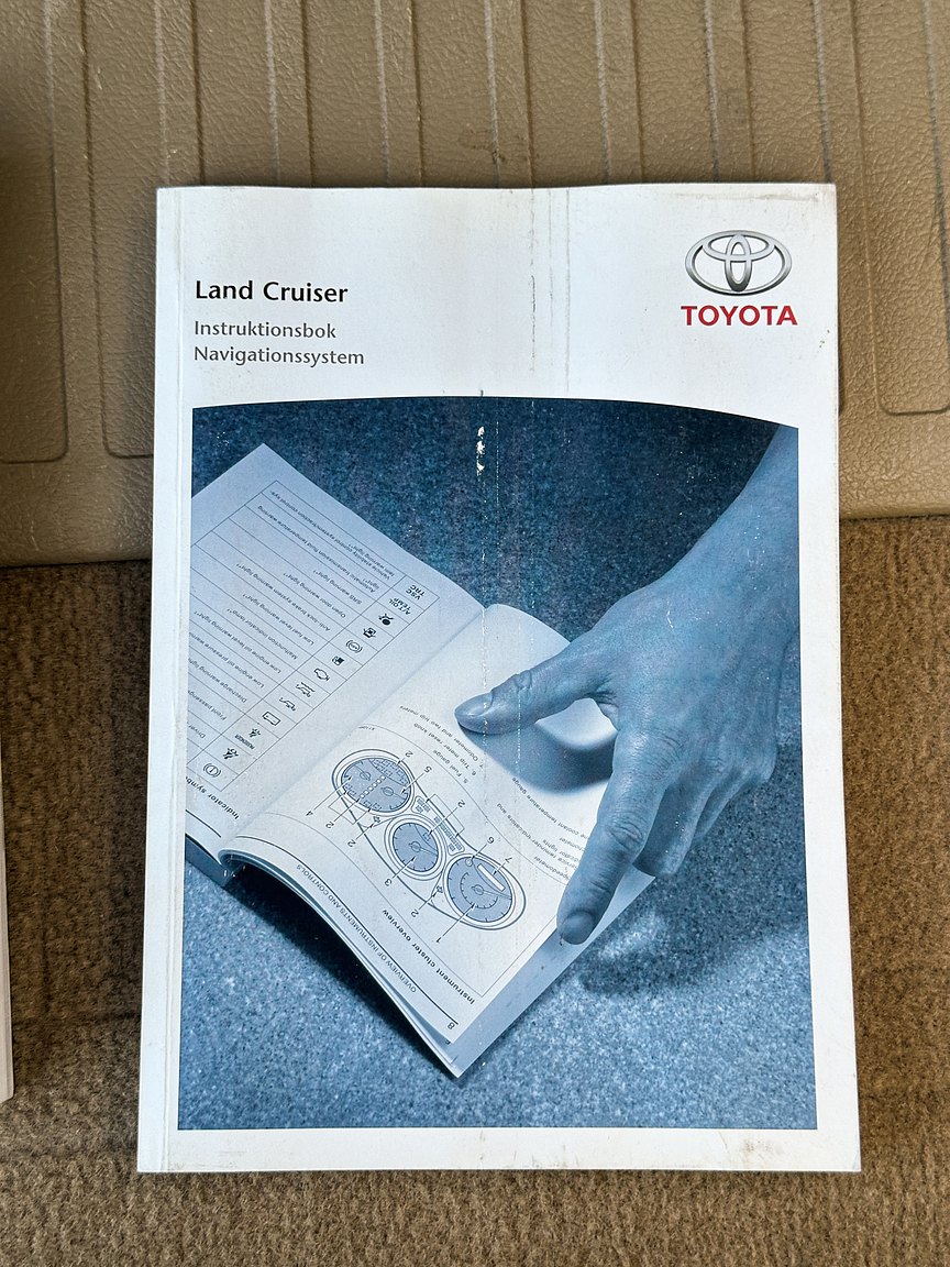 Documentation for 2008 Toyota Land Cruiser 4.5 4WD V8