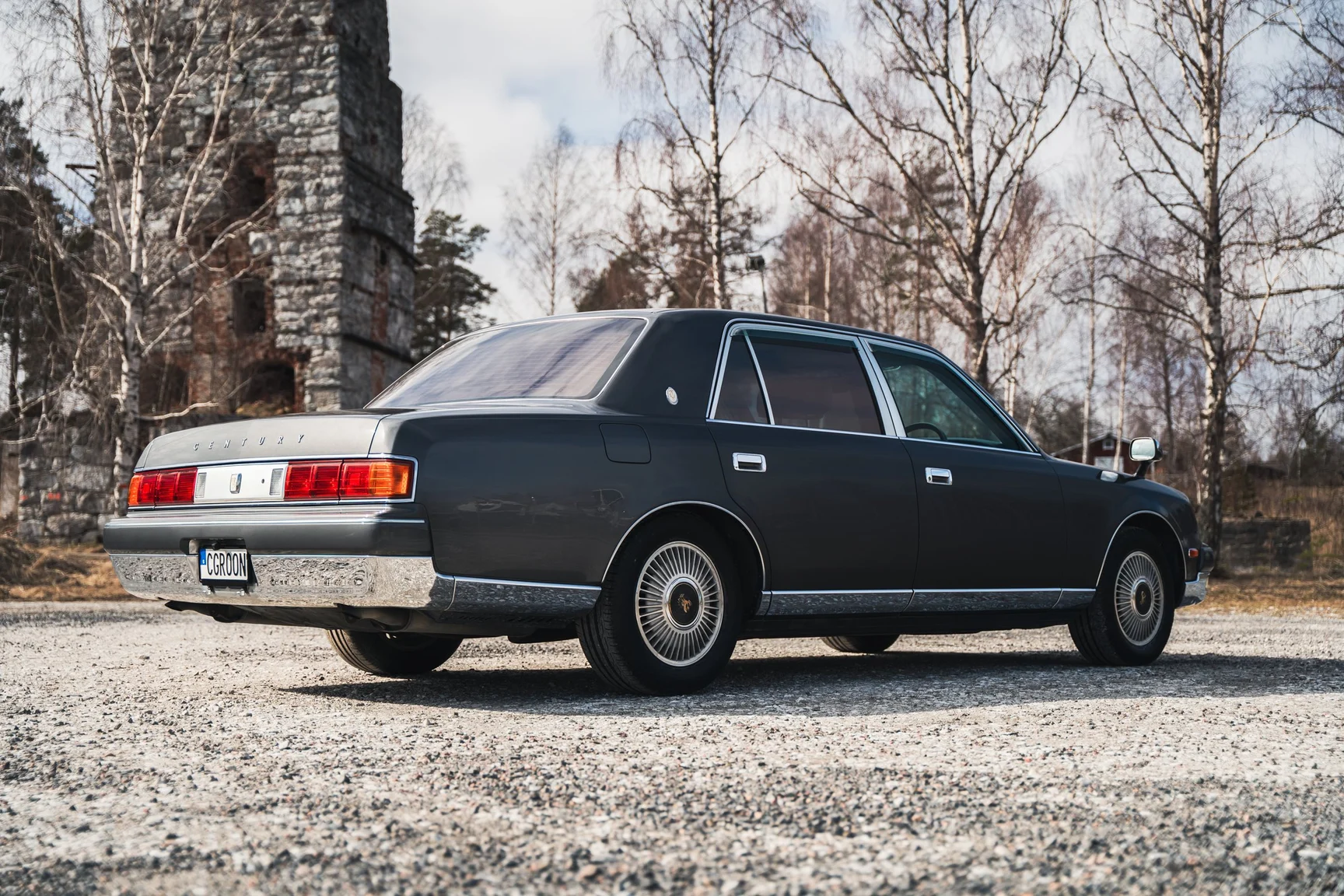 Aussenfoto 2000 Toyota Century V12 G50 (5)