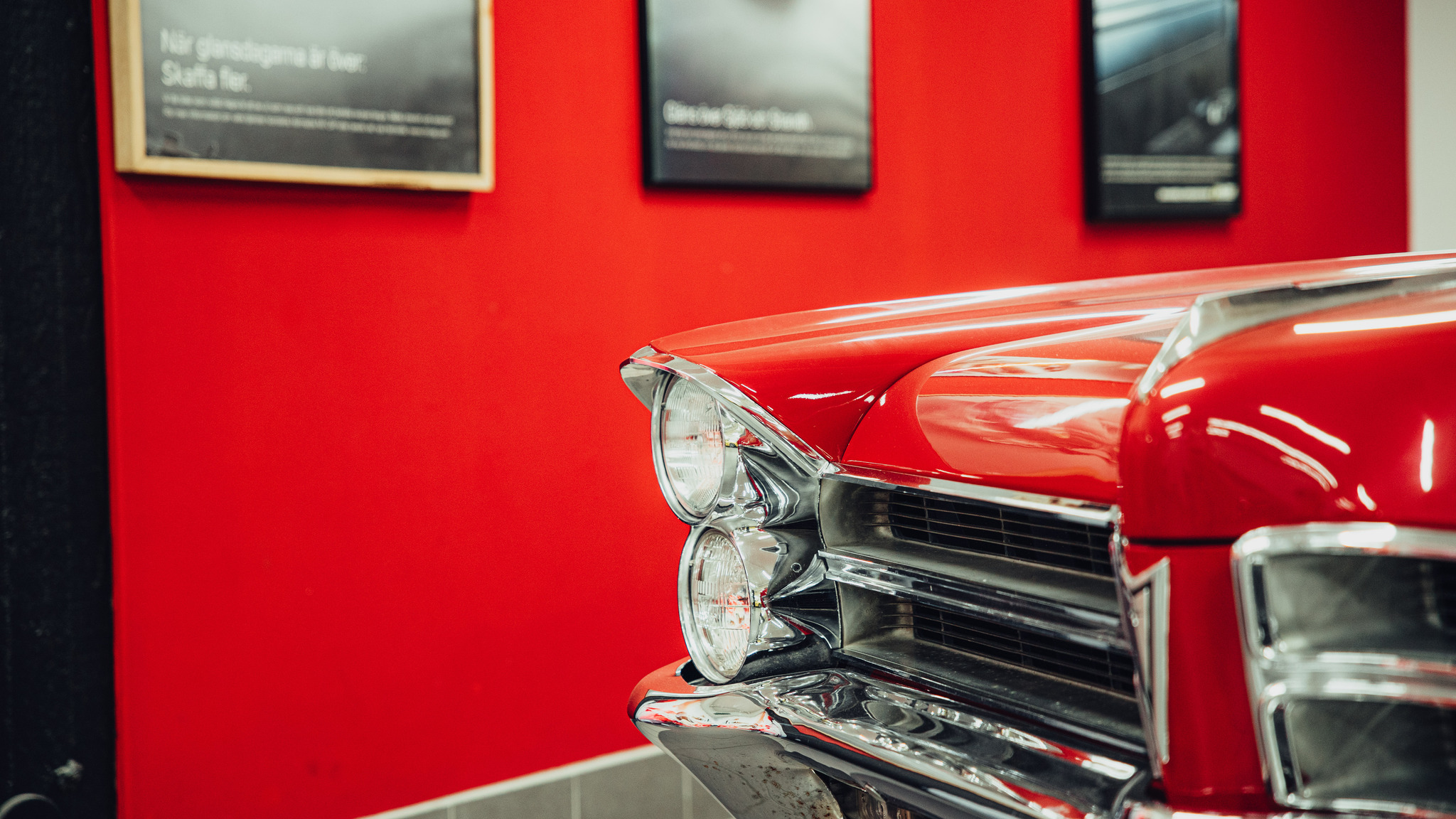 Exterior image of 1965 Pontiac Bonneville Cabriolet 6.4 V8