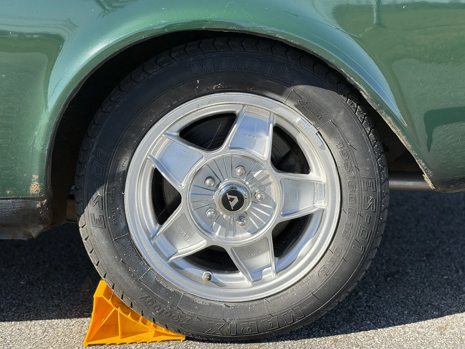 Aussenfoto 1973 Volvo 142 2.0 Deluxe (20)