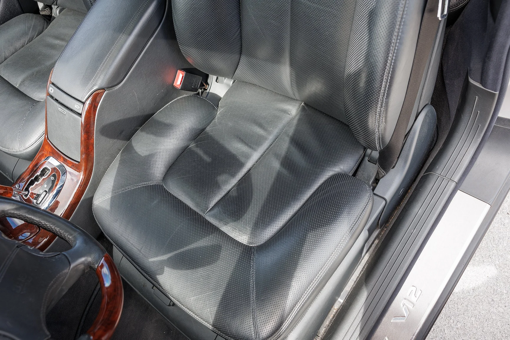 Interiörbild 2000 Mercedes-Benz CL 600 (21)