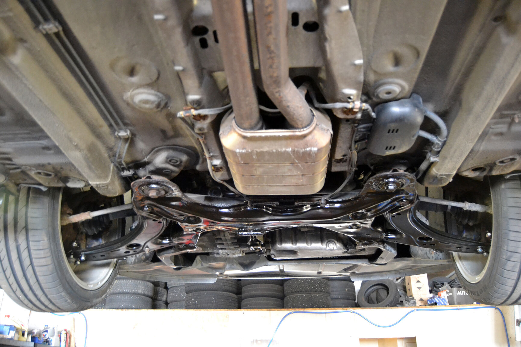 Image of 2003 Volkswagen Golf R32 MK4 mechanics (1)