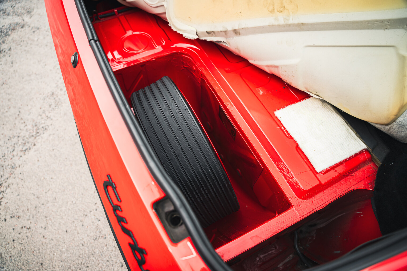 Innenraumfoto von 1990 Porsche 944 Turbo