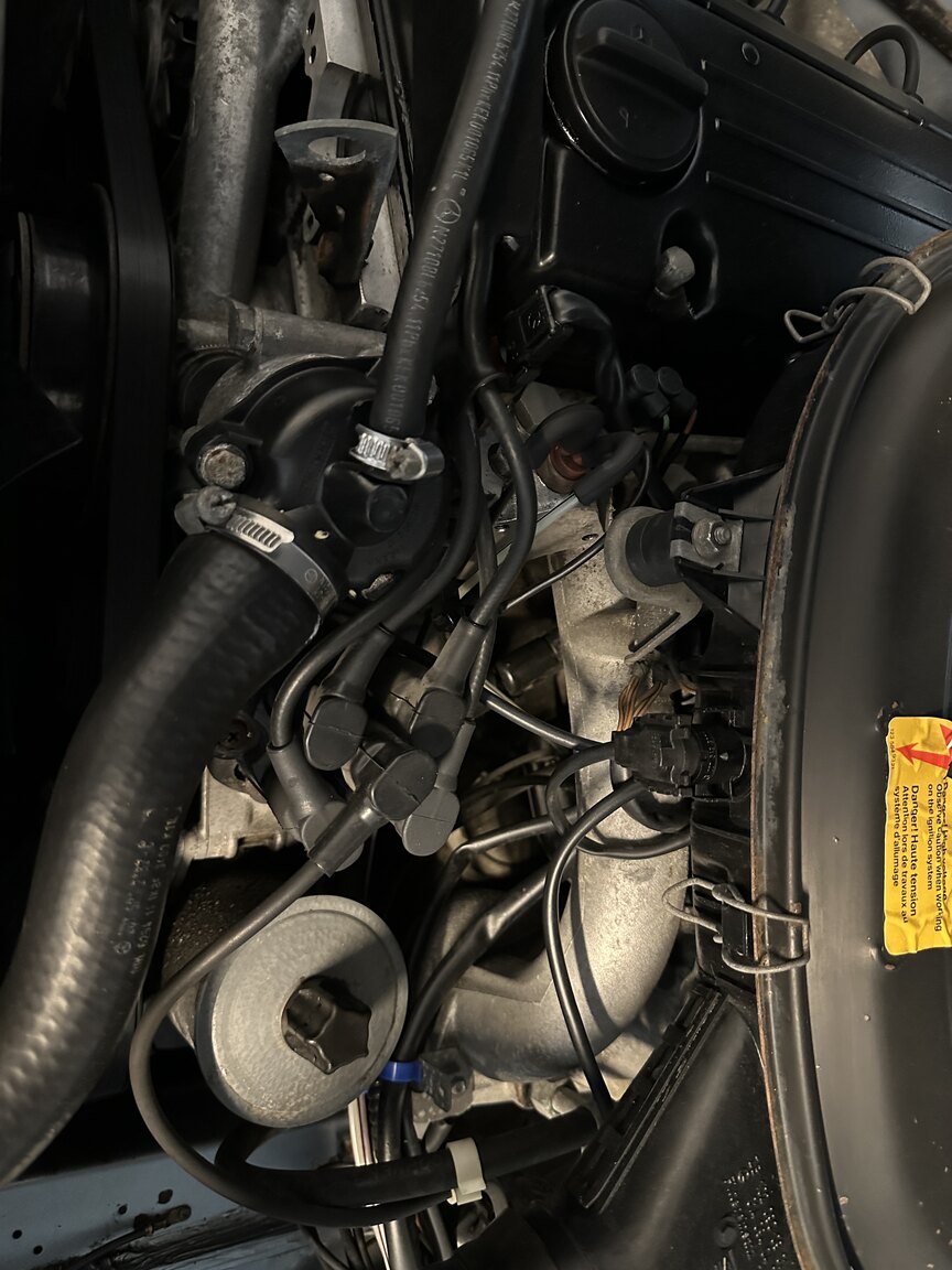 Image of 1988 Mercedes-Benz 190 E mechanics